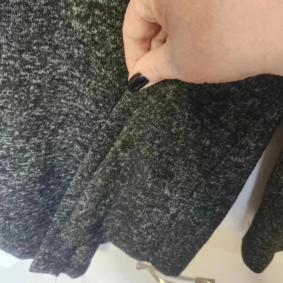 Lily  Morgan Tunic with Button Detail Down Front - Size M - Picture 4 of 7